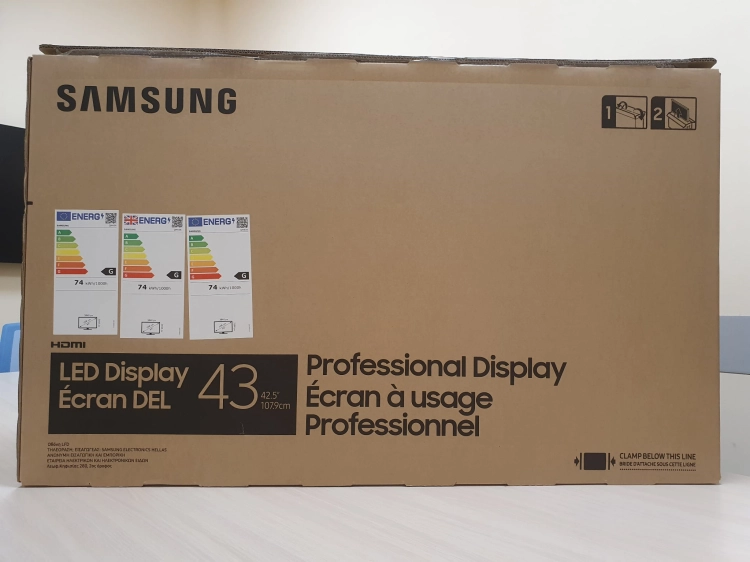 Monitor-profesjonalny-digital-signage-Samsung-qm43r-series-lh43qmrebgcxen-opakowanie.jpg
